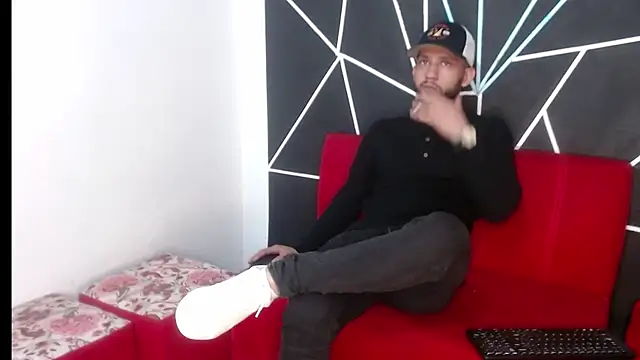 maxXximo777 online show from January 17, 2025, 2:08 am