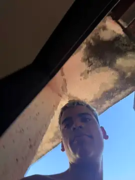 Snapshot of Leo_bunny_hot chatting on January 18, 2026, 8:23 pm Leo bunny hot online show from January 18, 2026, 8:23 pm