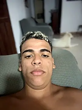 Snapshot of Leo_bunny_hot chatting on February 22, 2026, 2:03 am Leo bunny hot online show from February 22, 2026, 2:03 am