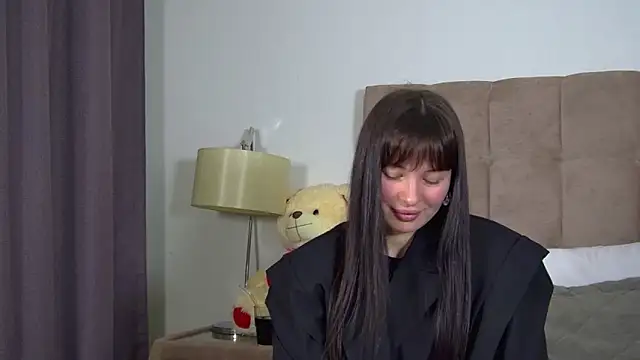 Snapshot of AlexandraBloom chatting on February 18, 2026, 6:26 pm AlexandraBloom online show from February 18, 2026, 6:26 pm