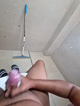 Snapshot of vivanpraj999 chatting on December 3, 2024, 5:04 am vivanpraj999 online show from December 3, 2024, 5:04 am