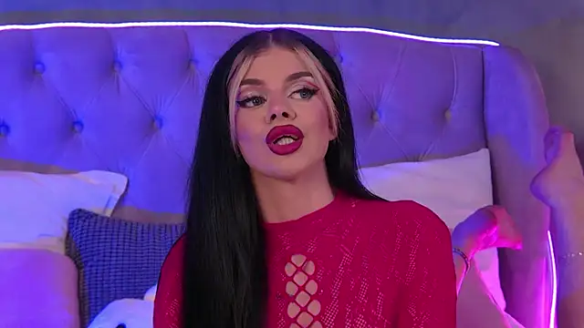 IvyRaven online show from October 13, 2025, 6:20 pm