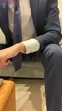 kimkim123123 online show from November 21, 2025, 2:27 pm