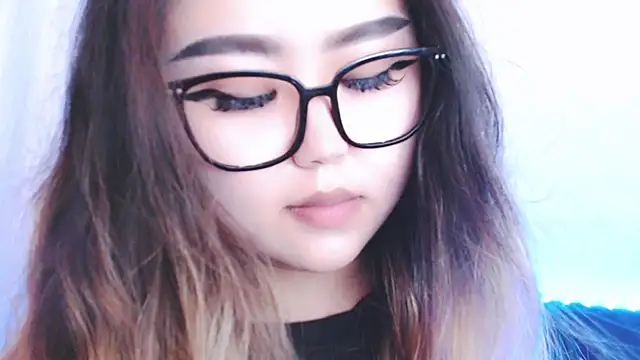 amelia sunlight online show from August 7, 2026, 4:35 pm