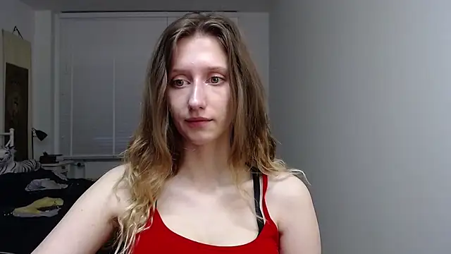 Snapshot of LUNA_delight chatting on October 27, 2025, 6:25 am LUNA delight online show from October 27, 2025, 6:25 am