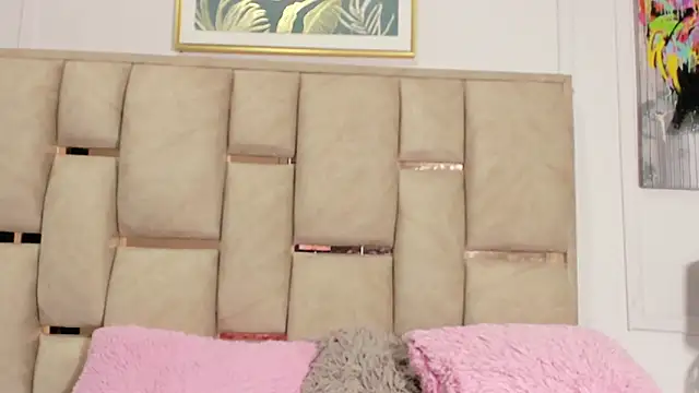 natalyclauss  online show from March 20, 2025, 12:08 am