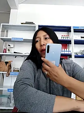 Snapshot of Megan_jennerr chatting on October 13, 2025, 2:18 pm Megan jennerr online show from October 13, 2025, 2:18 pm