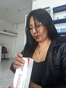 Snapshot of Megan_jennerr chatting on October 10, 2025, 2:29 pm Megan jennerr online show from October 10, 2025, 2:29 pm