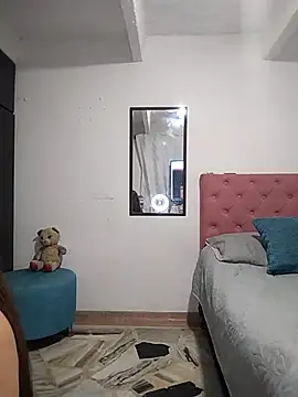 Venus-Wood online show from February 18, 2026, 1:18 pm