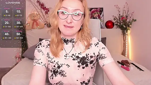 MadissonKiss online show from November 5, 2025, 2:47 am