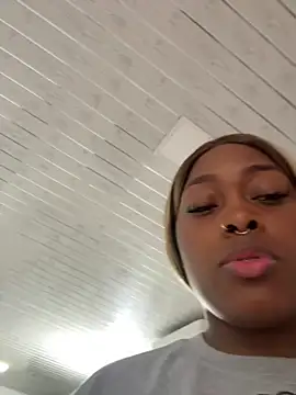 Lilybaudinx96 online show from February 3, 2026, 1:05 pm