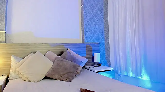 Mistyca online show from November 4, 2025, 10:41 am