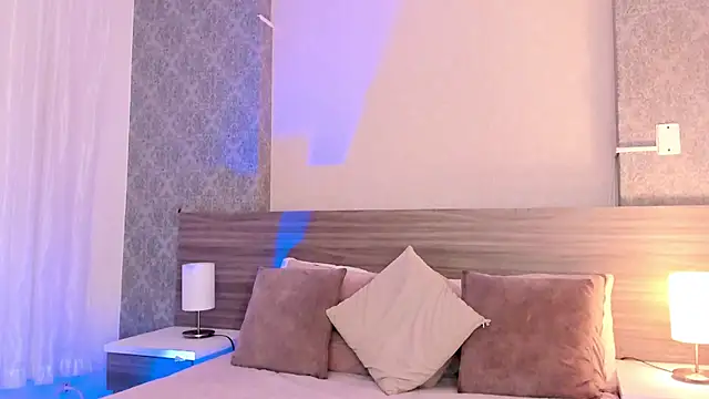 Snapshot of Mistyca chatting on April 23, 2026, 12:29 pm Mistyca online show from April 23, 2026, 12:29 pm