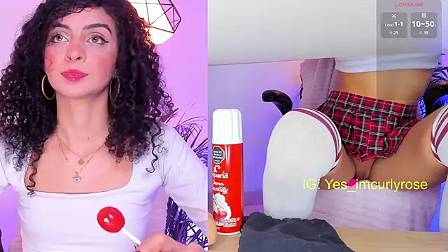 CurlyRose   online show from November 8, 2025, 11:19 pm