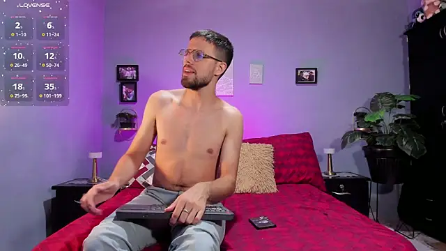 ETHAN ADAM online show from February 9, 2025, 3:11 am