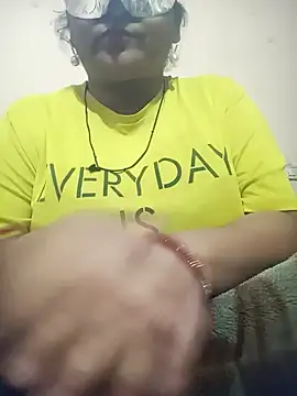 Snapshot of Punjabi_beauty123 chatting on December 21, 2024, 4:36 pm Punjabi beauty123 online show from December 21, 2024, 4:36 pm