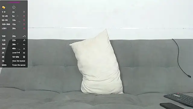 Snapshot of Aaron_Hunter_ chatting on February 16, 2025, 3:37 am Aaron Hunter online show from February 16, 2025, 3:37 am