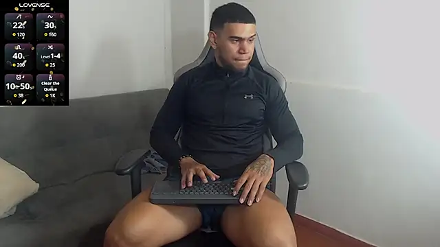 Aaron Hunter  online show from October 10, 2025, 6:47 am