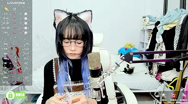 Snapshot of RassieRaph chatting on February 26, 2025, 5:21 pm RassieRaph online show from February 26, 2025, 5:21 pm