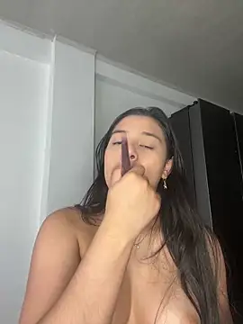 Snapshot of floriamANDjazmin chatting on March 9, 2026, 7:28 pm floriamANDjazmin online show from March 9, 2026, 7:28 pm