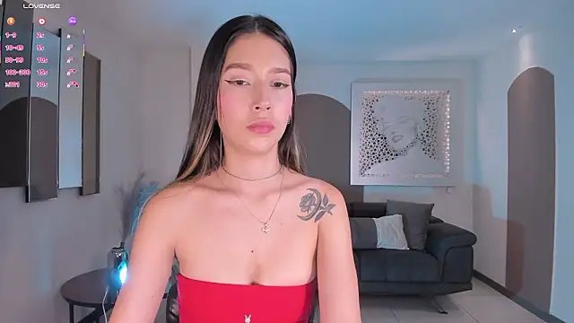 Snapshot of TaraLawrence chatting on January 31, 2026, 7:23 pm TaraLawrence online show from January 31, 2026, 7:23 pm