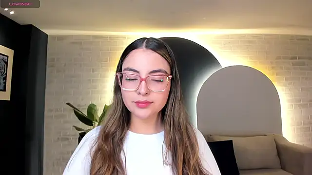 AllisonRogersX online show from May 8, 2026, 10:30 am