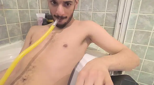 moess27 online show from February 13, 2025, 10:23 am