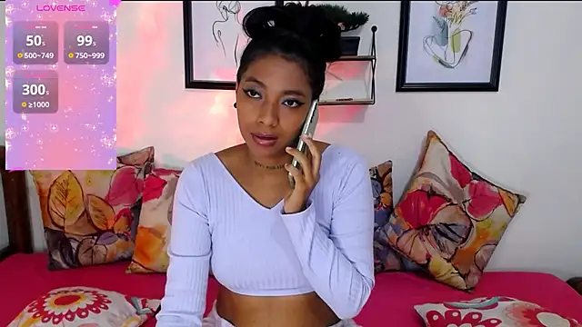 Snapshot of Amber_diamond chatting on February 12, 2025, 5:37 am Amber diamond online show from February 12, 2025, 5:37 am
