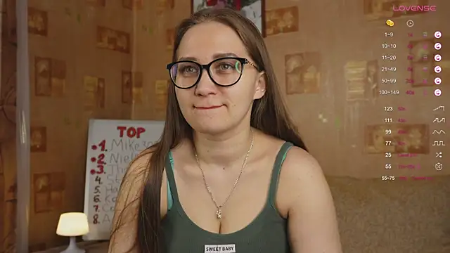 Snapshot of Miatiny chatting on January 31, 2025, 2:39 pm Miatiny online show from January 31, 2025, 2:39 pm