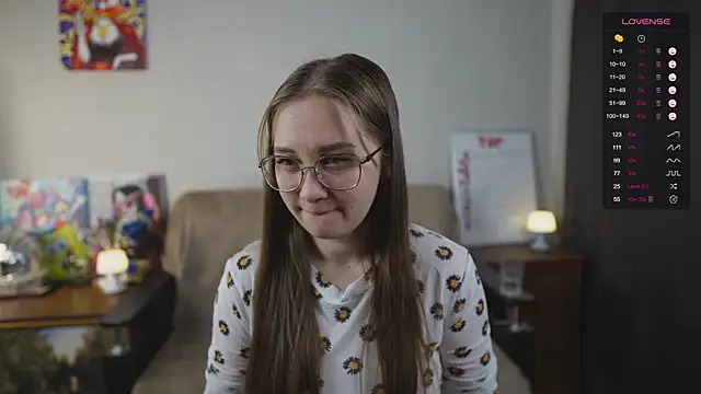 Snapshot of Miatiny chatting on October 16, 2025, 1:58 am Miatiny online show from October 16, 2025, 1:58 am