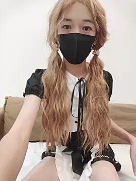 Snapshot of Youki_Eye chatting on July 21, 2026, 2:18 pm Youki Eye online show from July 21, 2026, 2:18 pm