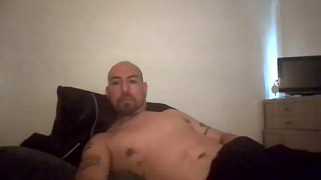 nakedtony81 online show from February 26, 2026, 11:05 pm