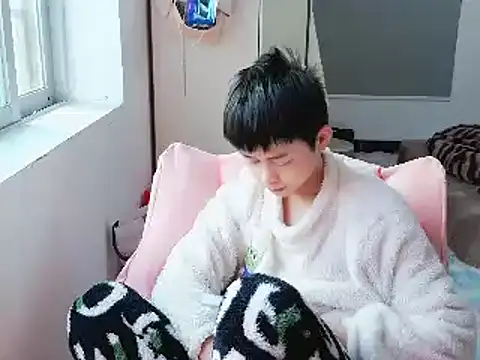 FFFFZ189 online show from January 15, 2025, 8:41 am