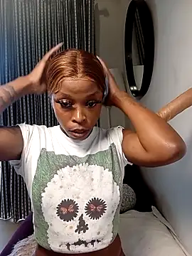 DickDiva1 online show from April 13, 2026, 8:18 am