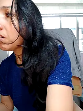 Snapshot of KimPielCanela chatting on December 21, 2025, 8:42 pm KimPielCanela online show from December 21, 2025, 8:42 pm