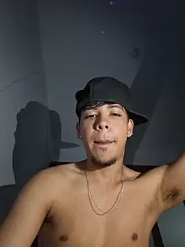 Snapshot of Elputas chatting on July 30, 2026, 1:32 pm Elputas online show from July 30, 2026, 1:32 pm