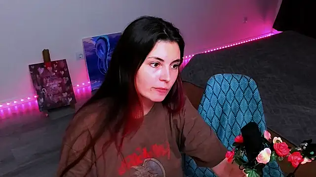 peaachybabe   online show from September 15, 2025, 8:09 pm