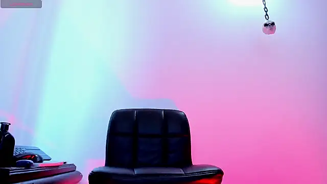 Agnes jones  online show from September 29, 2025, 2:23 pm