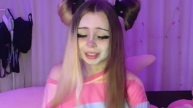 suemeow online show from April 16, 2026, 7:14 pm