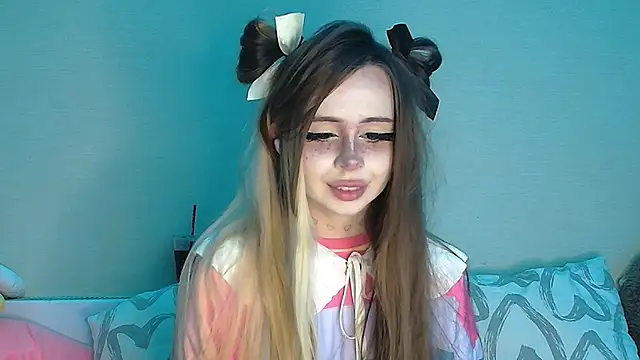 suemeow online show from May 7, 2026, 9:07 pm