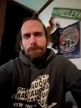 RobStrokes215 online show from December 21, 2024, 2:04 pm