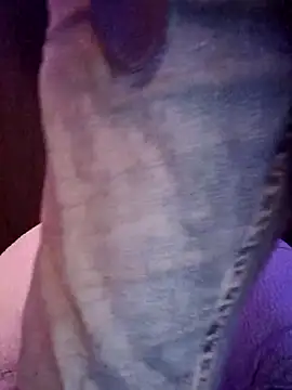 RobStrokes215 online show from October 7, 2025, 9:49 pm