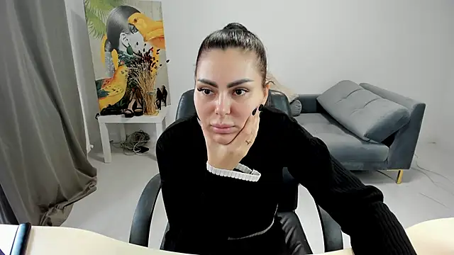 kilenyapatrice online show from January 10, 2026, 12:00 pm