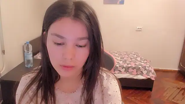 Snapshot of LunaXmii chatting on March 16, 2025, 5:14 am LunaXmii online show from March 16, 2025, 5:14 am