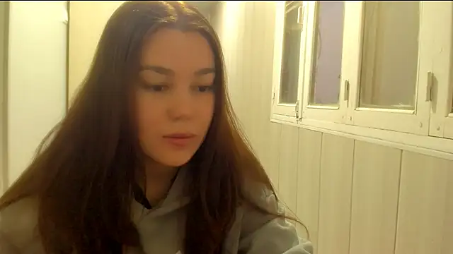 LunaXmii online show from November 15, 2025, 1:42 am