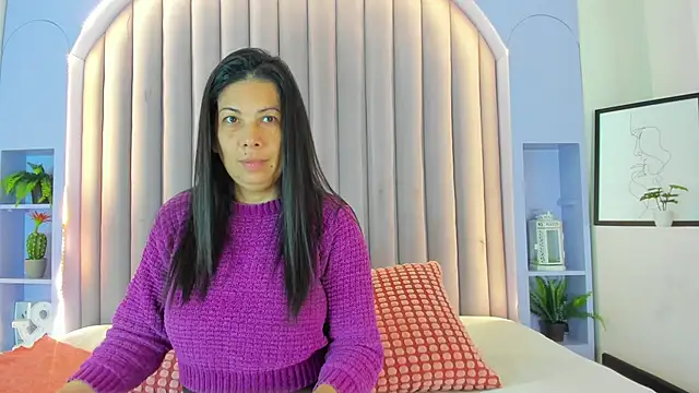 JaylaScott   online show from March 3, 2026, 11:39 am