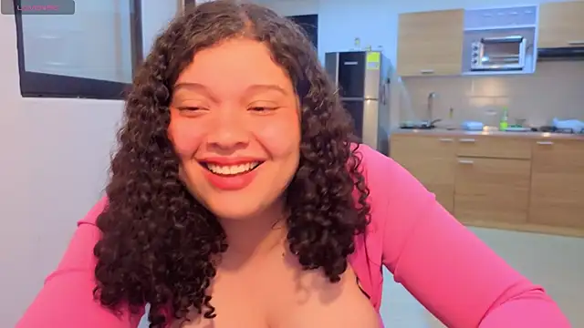 zaraycloover online show from November 15, 2025, 2:37 am