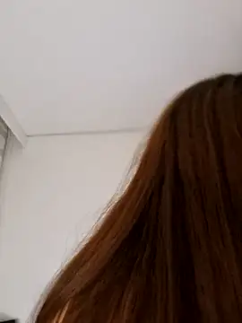 Snapshot of Rachel_t_ chatting on November 5, 2025, 12:47 am Rachel t online show from November 5, 2025, 12:47 am