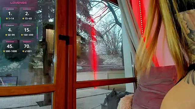 Mia  Milan online show from April 2, 2026, 5:14 am