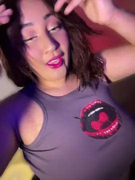 alexxaa96 online show from May 8, 2026, 2:48 am